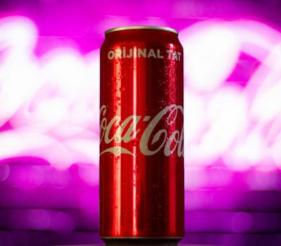 Imagen de lata de coca cola como ejemplo de los beneficios de un branding profesional